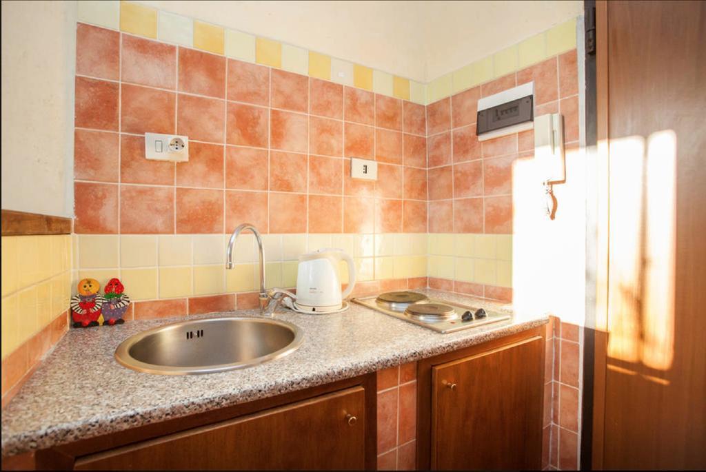 Residenza Camilla Otel Roma Dış mekan fotoğraf