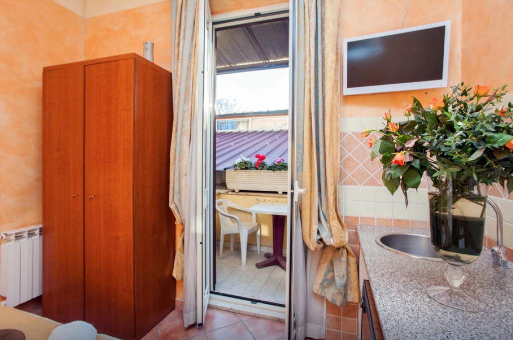 Residenza Camilla Otel Roma Dış mekan fotoğraf